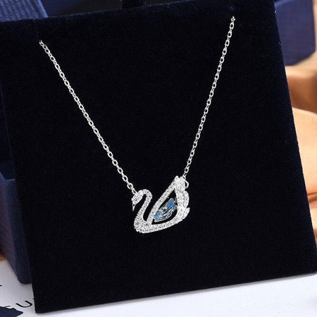 Beat Blue Swan Necklace Pendant in Sterling Silver