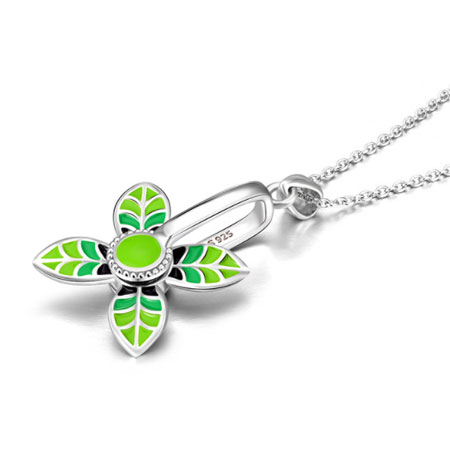 Rotatable Green 4 Leaf Clover Necklace Pendant in Sterling Silver
