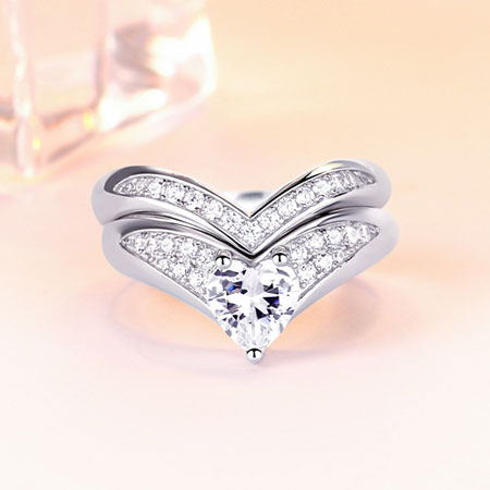 V Shaped Engagement Ring Set with Heart CZ in Sterling Silver