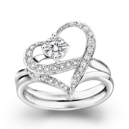 Heart Shaped Wedding Ring with CZ Diamond