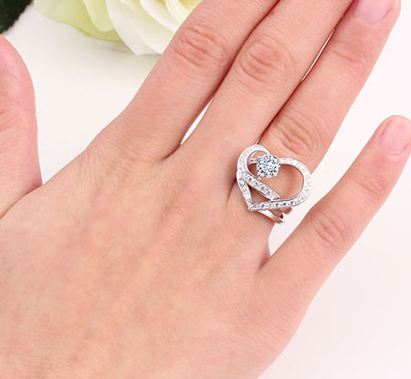 Heart Shaped Wedding Ring with CZ Diamond