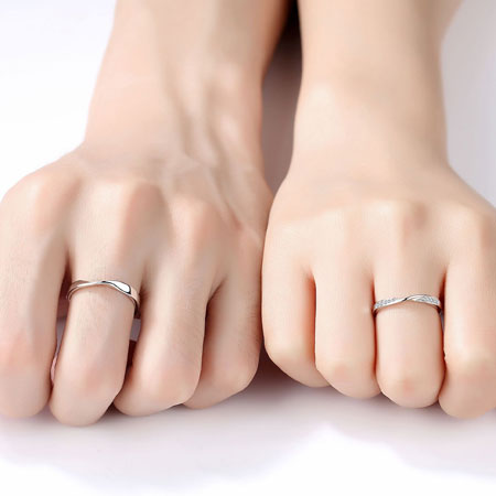 Silver Mobius Wedding Love Rings for Couples