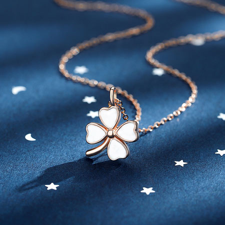 Rose Gold Small Four Leaf Clover Shell Necklace in Sterling Silver