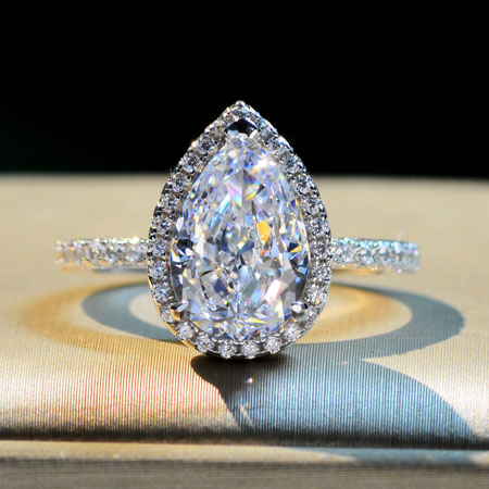 Wedding Bands with Pear Shaped Halo Engagement Ring