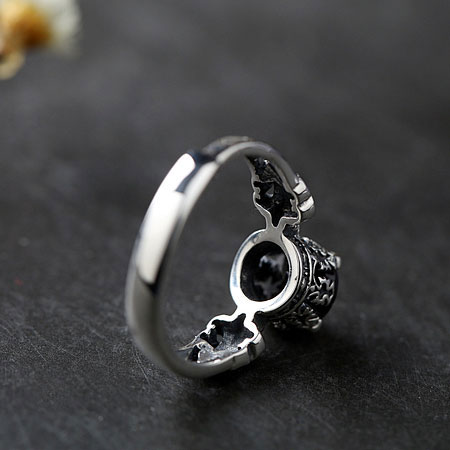 Wedding Ring with Black Stone in Sterling Silver