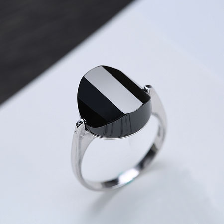 Womens Black Onyx Ring in Sterling Silver
